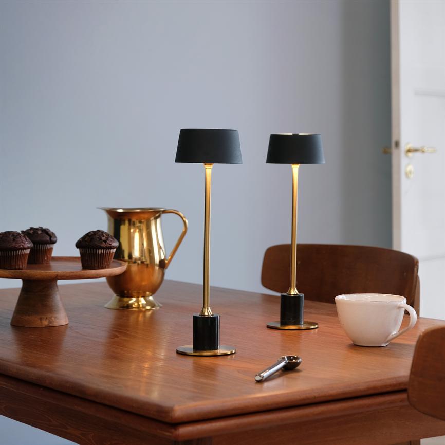 Yoyo Wiederaufladbare Tischlampe – Schwarz