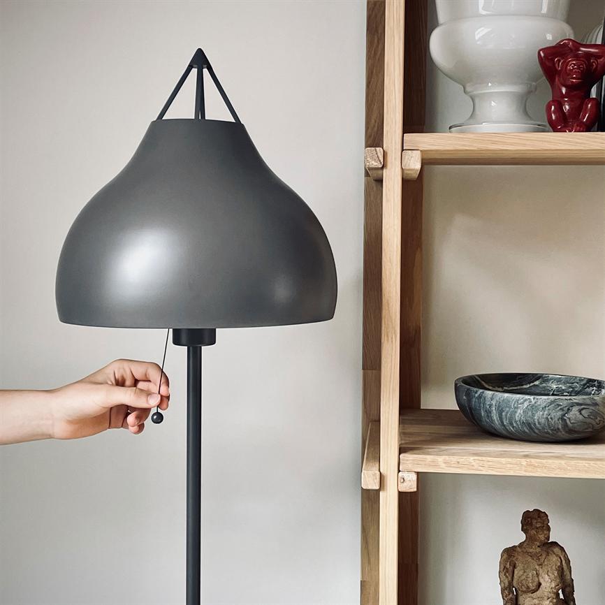 Pyra Stehlampe