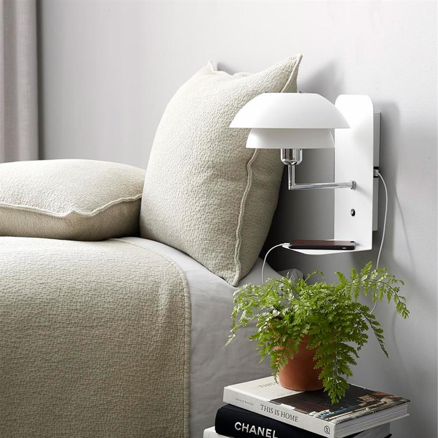 Parma USB Wandlampe mit Ablage – Weiß