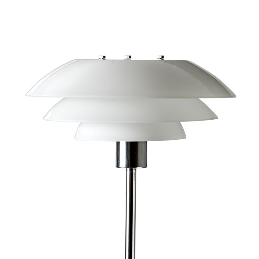 DL31 Stehlampe Opal
