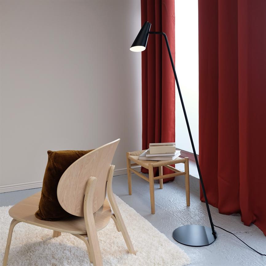 Noa Stehlampe – Schwarz