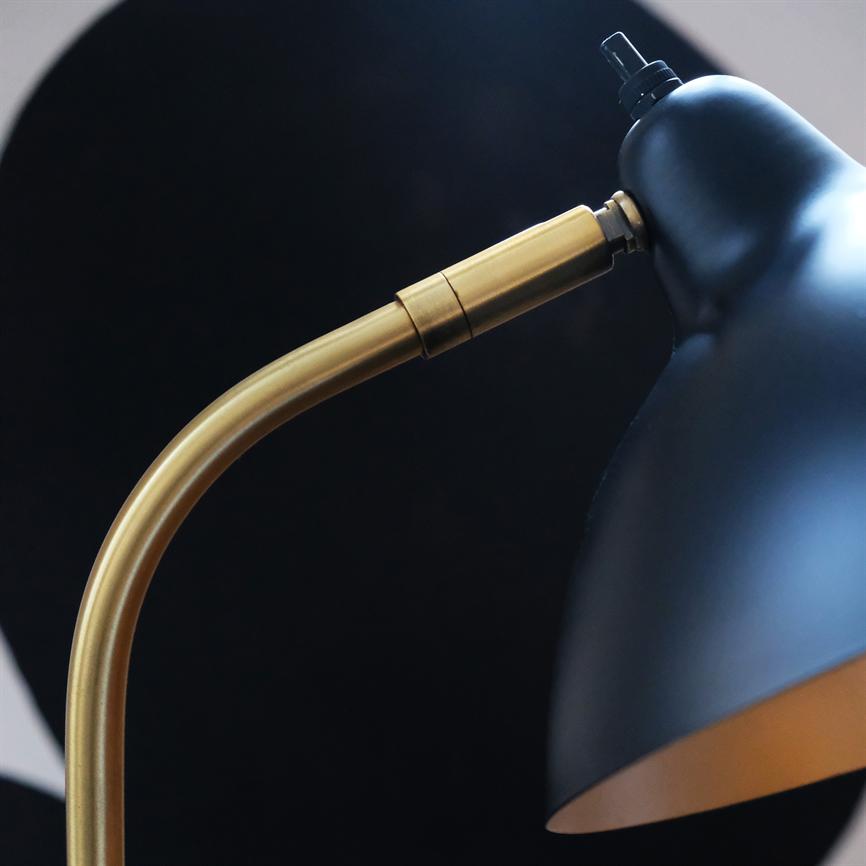 Futura Tischlampe – Schwarz/Messing