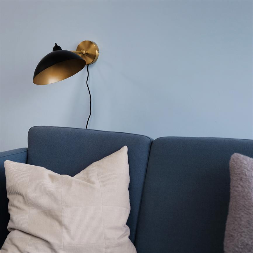 Futura Wandlampe – Schwarz/ Messing – Ansicht 3