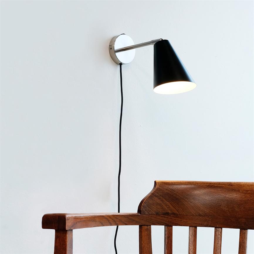 Oswald Wandlampe – Schwarz/Gebürsteter Stahl – Ansicht 4