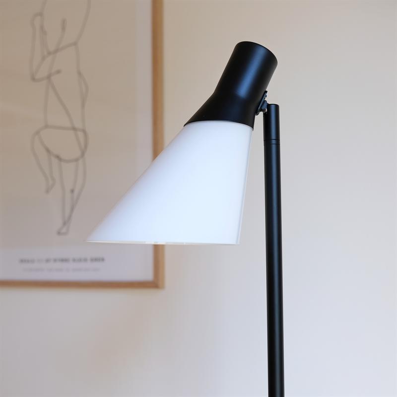 Gent Stehlampe – Schwarz