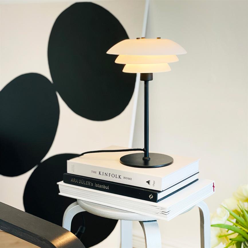 DL20 Tischlampe – Schwarz