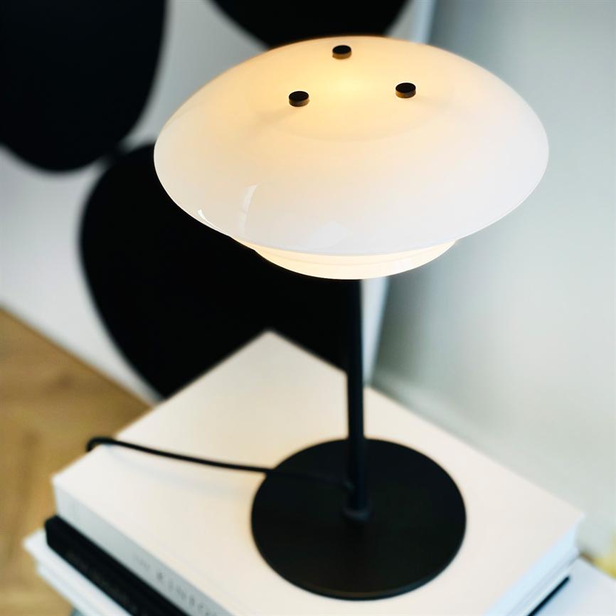 DL20 Tischlampe – Schwarz