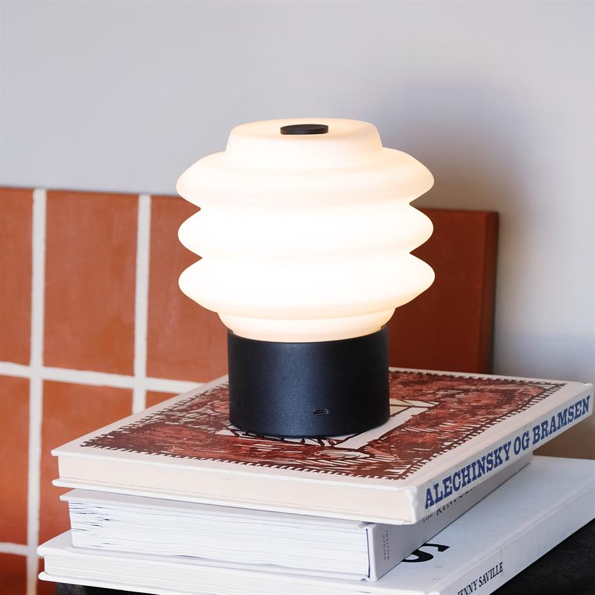 Diva LED Wiederaufladbare Tischlampe