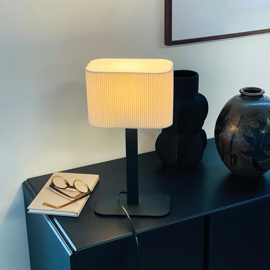 Calix Tischlampe Oval