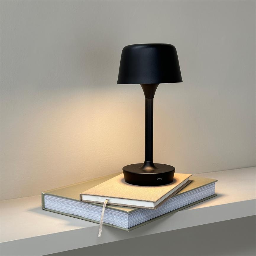 Flow LED Wiederaufladbare Tischlampe