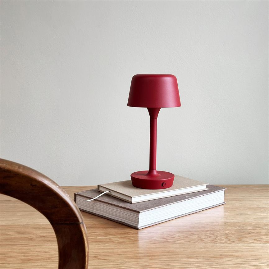 Flow LED Wiederaufladbare Tischlampe