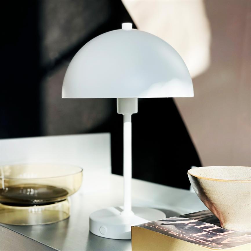 Stockholm LED Wiederaufladbare Tischlampe V. 2.0