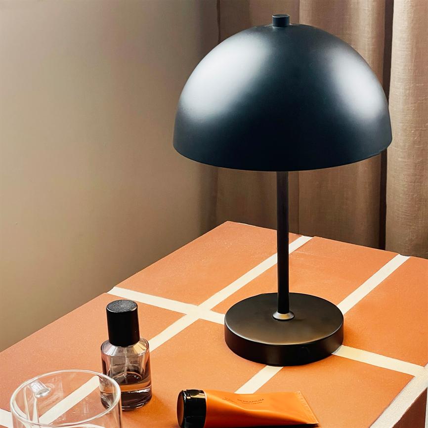 Stockholm LED Wiederaufladbare Tischlampe V. 2.0