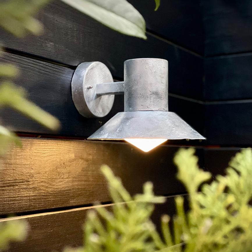 Venice Außenwandlampe – Verzinkt – Ansicht 2