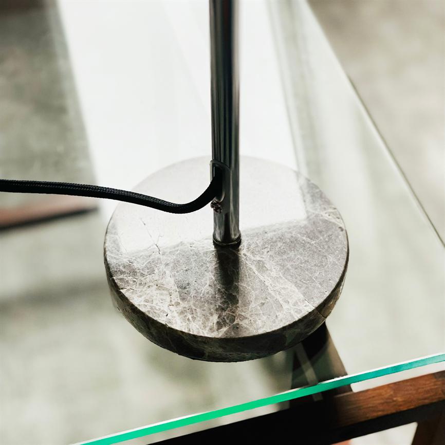 Stockholm Tischlampe – Chrom/Marmor