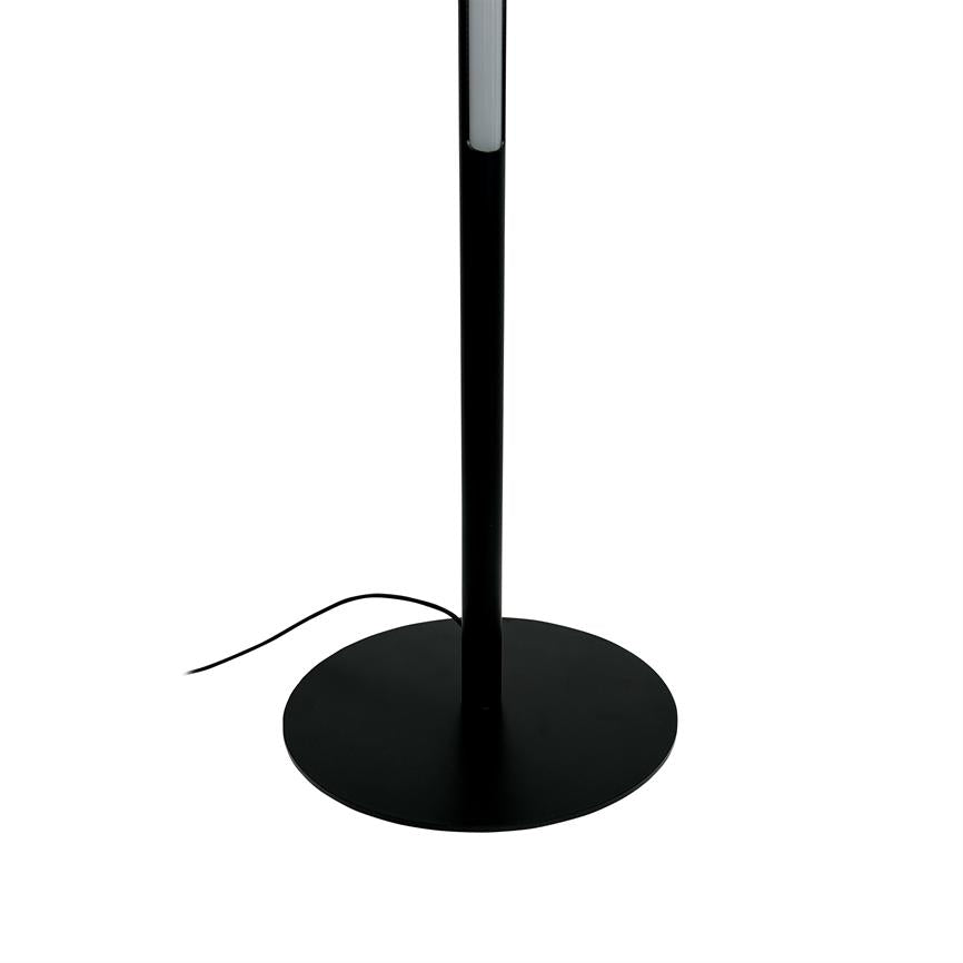 Vagner LED Stehlampe – Schwarz