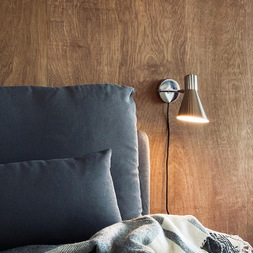 DL12 Wandlampe