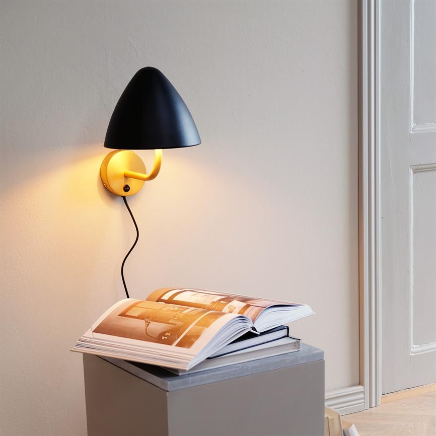 Oulu Wandlampe