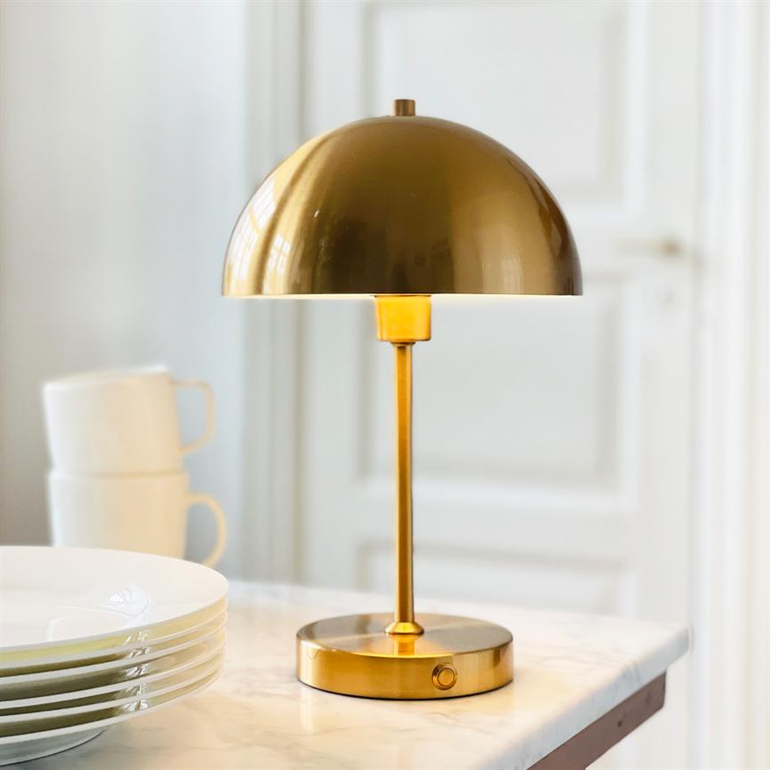 Stockholm LED Wiederaufladbare Tischlampe V. 2.0