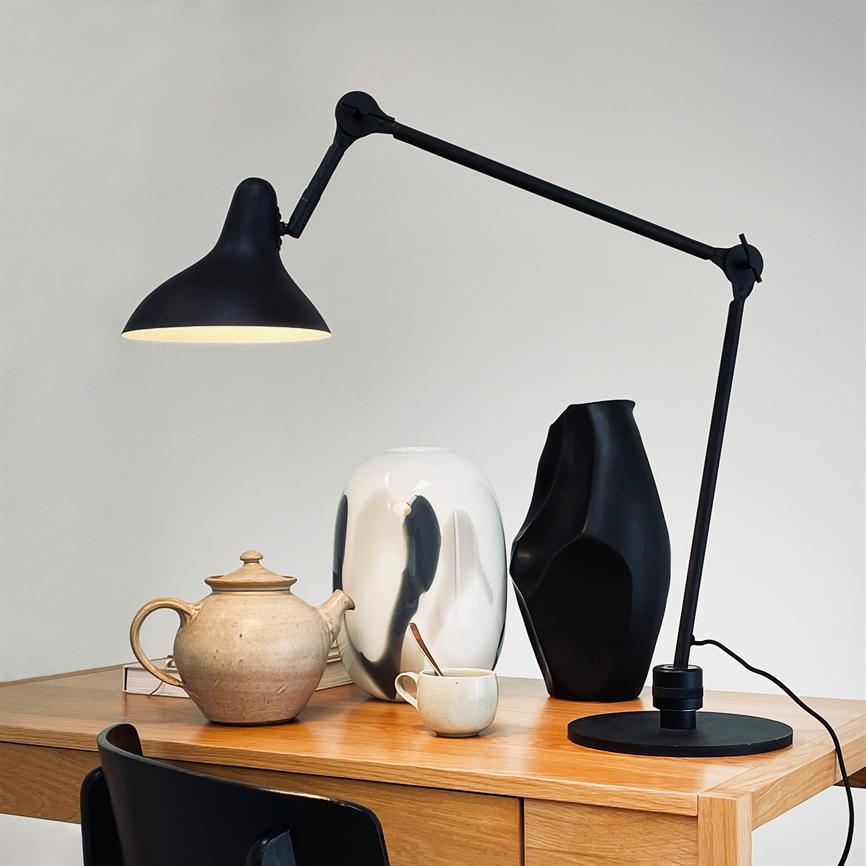 Lotus Tischlampe – Schwarz