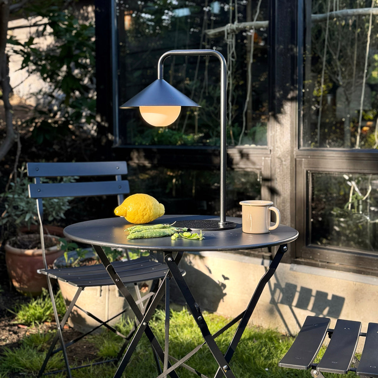 Nova Außen Tischlampe Mit Lichtkugel und Fernbedienung