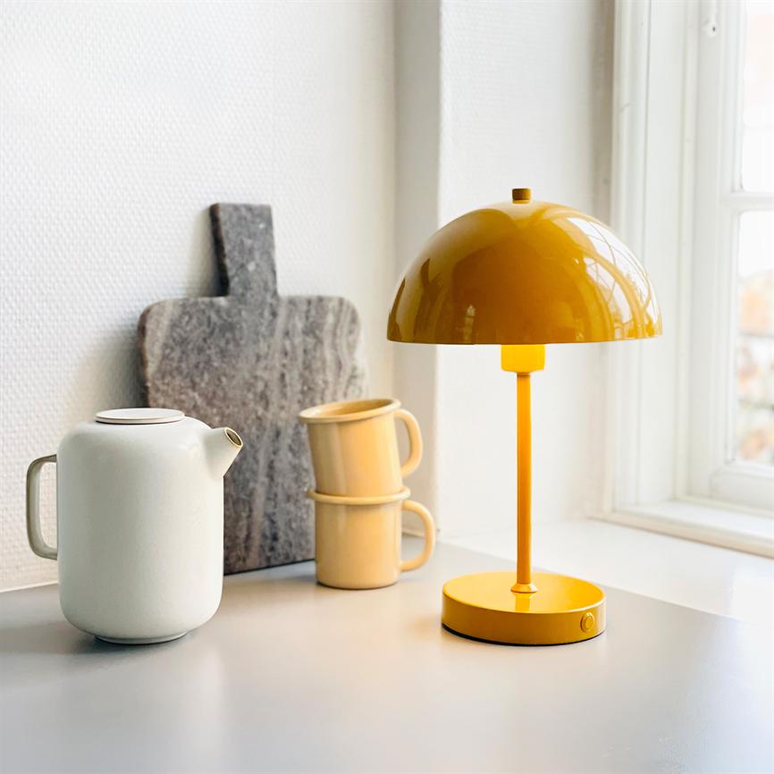 Stockholm LED Wiederaufladbare Tischlampe V. 2.0