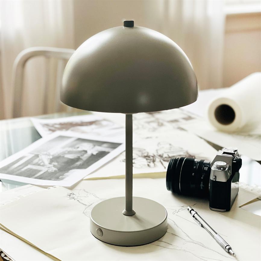 Stockholm LED Wiederaufladbare Tischlampe V. 2.0