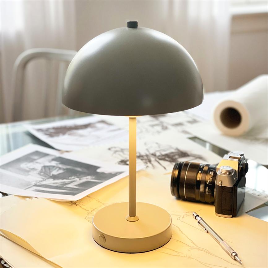 Stockholm LED Wiederaufladbare Tischlampe V. 2.0