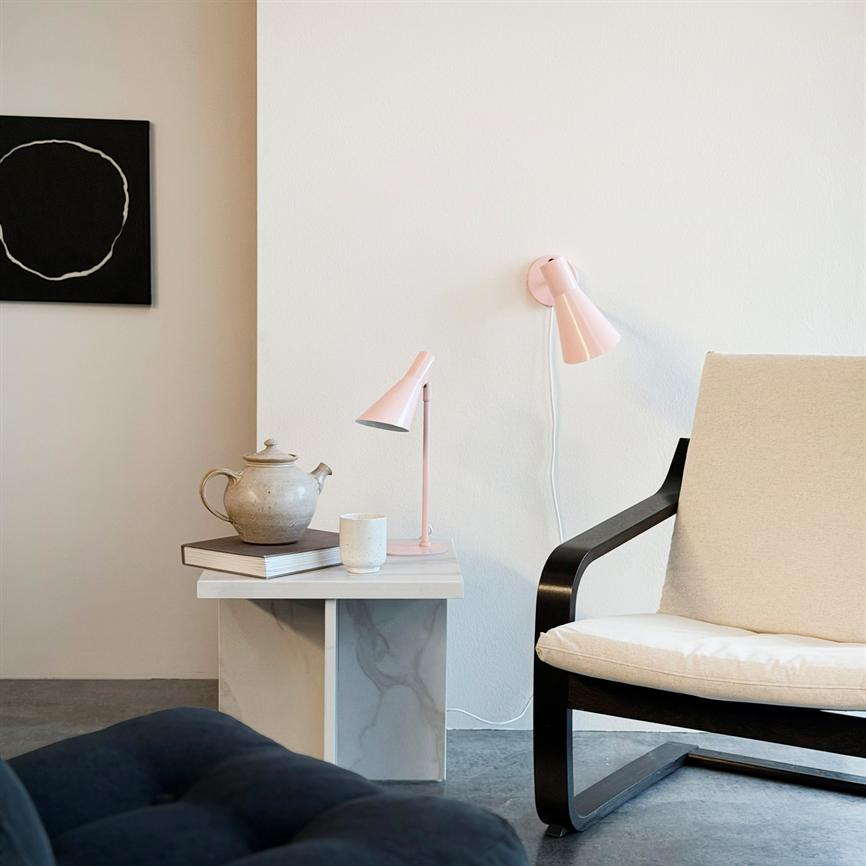DL12 Wandlampe
