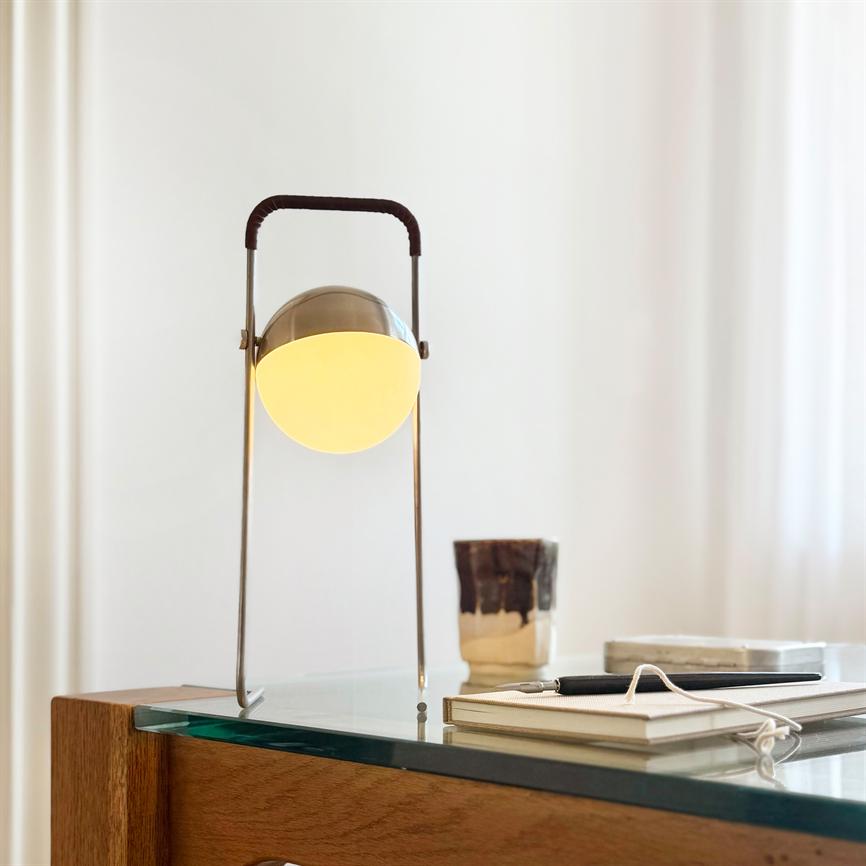 Mova LED Wiederaufladbare Tischlampe