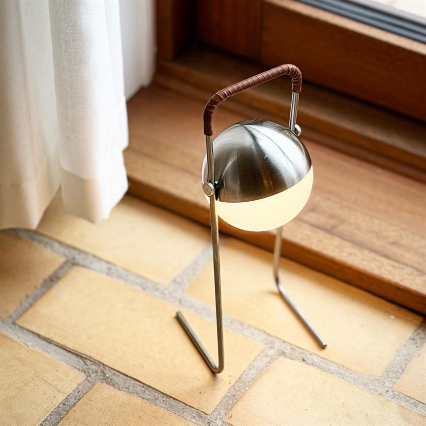 Mova LED Wiederaufladbare Tischlampe
