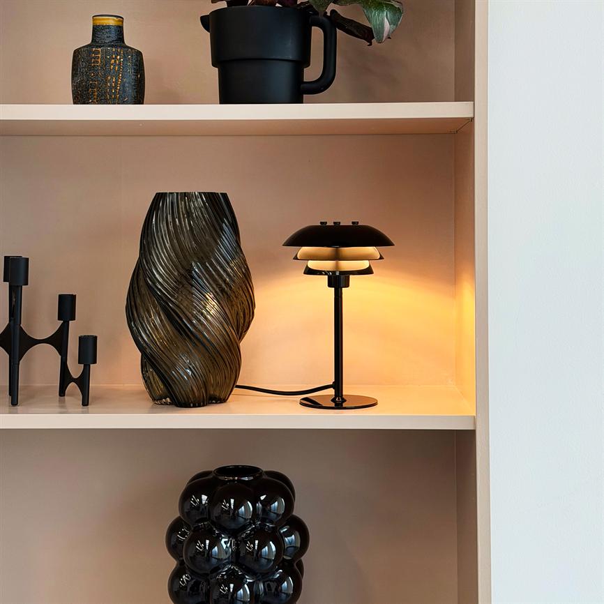 Sixteen Tischlampe