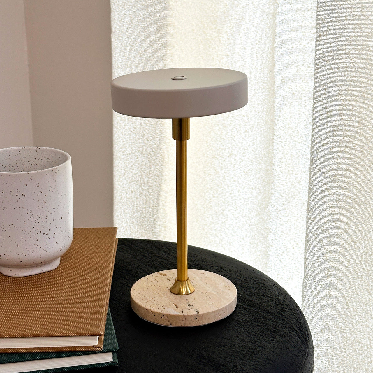 Moonlight LED Mini Wiederaufladbare Tischlampe
