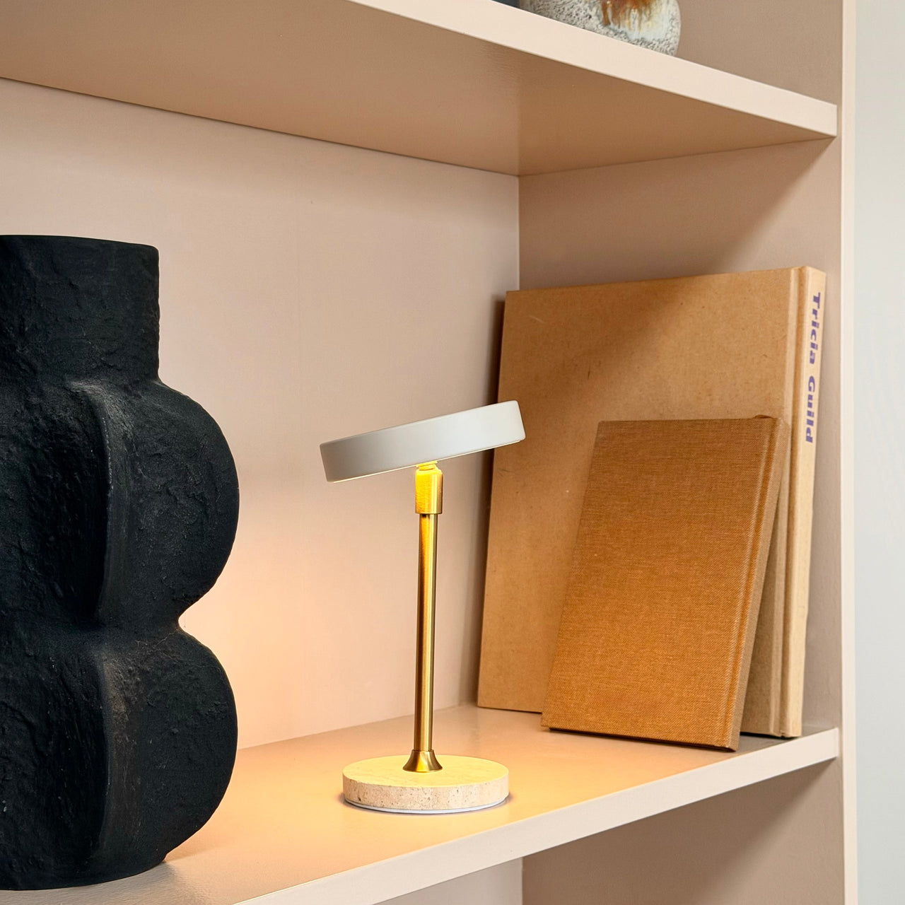 Moonlight LED Mini Wiederaufladbare Tischlampe