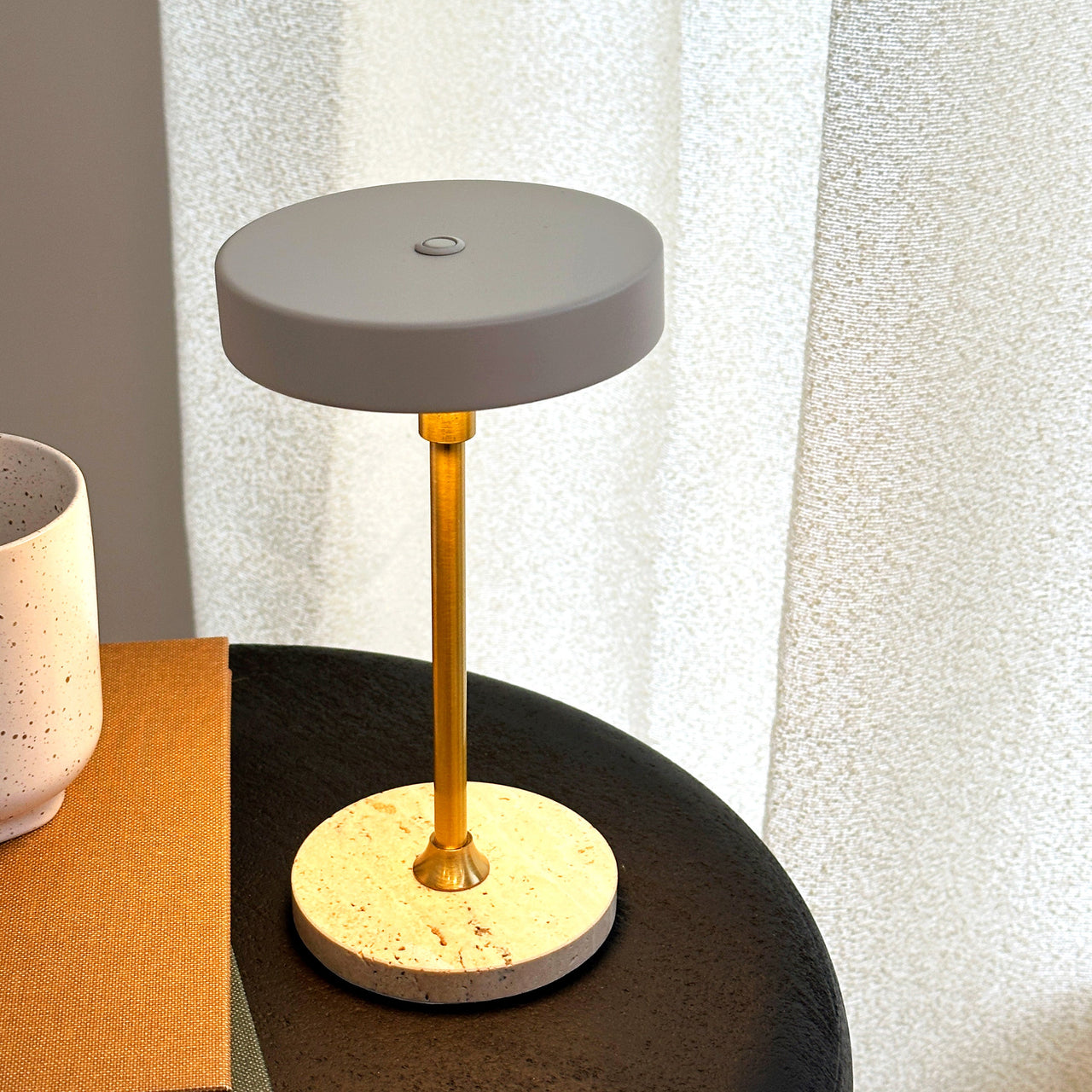 Moonlight LED Mini Wiederaufladbare Tischlampe
