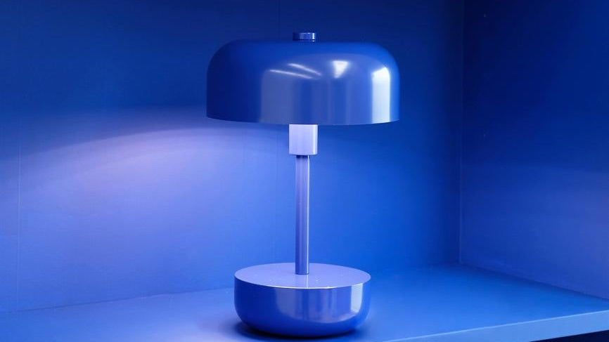 Haipot LED Wiederaufladbare Tischlampe von Frank Kerdil
